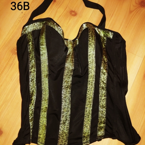 Green and black animal print stripes.  Corset bustier halter top - Picture 4 of 4